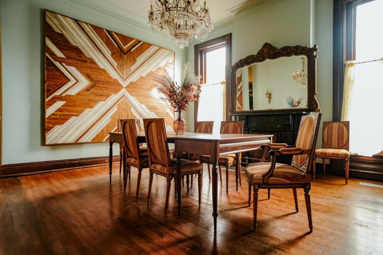 Henrie House I Luxury 4Br Downtown Historic Gem With Library & Patio Villa NashvilleNashville  Kültér fotó