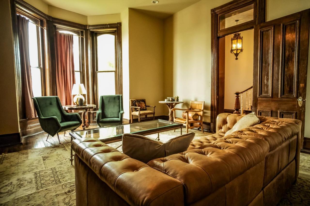 Henrie House I Luxury 4Br Downtown Historic Gem With Library & Patio Villa NashvilleNashville  Kültér fotó